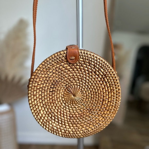 Round Woven Tan Crossbody Bag - Picture 1 of 6